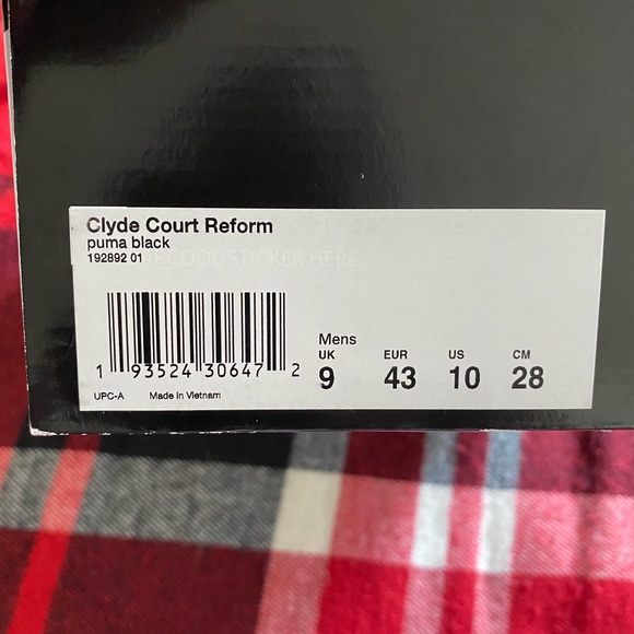 Puma Clyde court reform basketball shoes - Picture 2 of 7